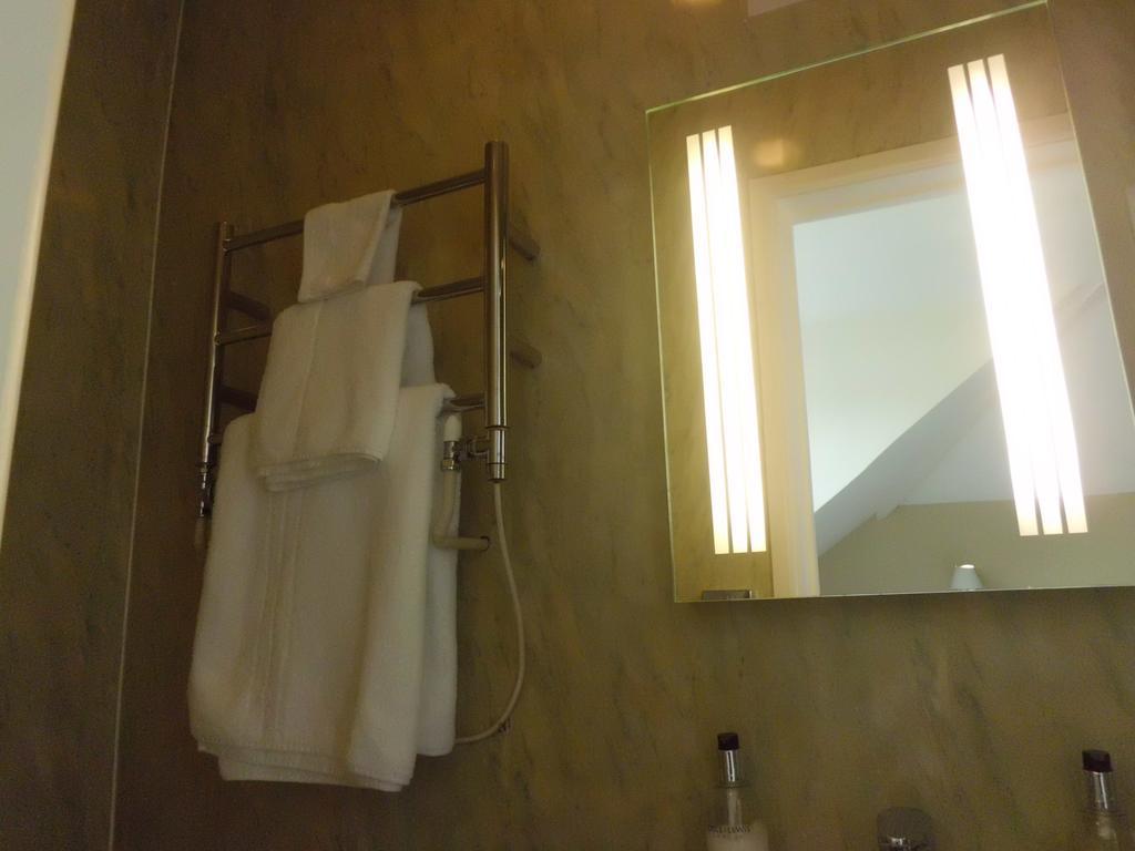 Fair Winds Guest House Brixham Habitación foto